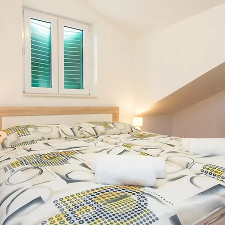 Apartment Sandra